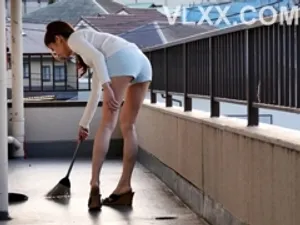 Bí mật lên đỉnh cùng với chị bà xã khi chị ấy đến nhà chơi